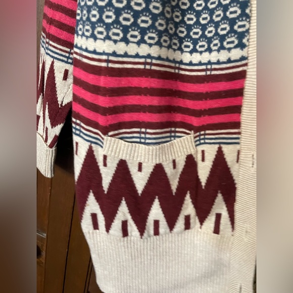 Mossimo, Aztec/Tribal, Blue, Mustard, Pink, Maroon Cardigan with Pockets, size L - Picture 3 of 6